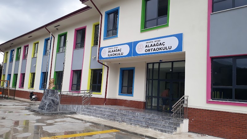 Alaağaç Ortaokulu logosu