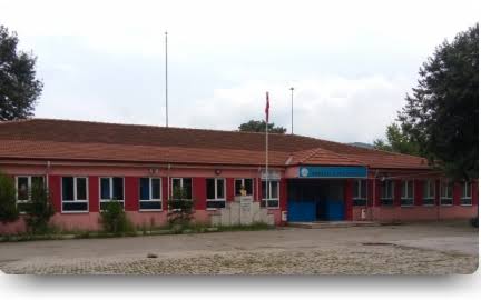 Karaçalılık İlkokulu logosu